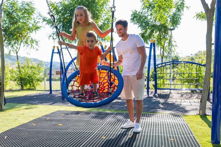 Rivanuona-Parco Giochi2