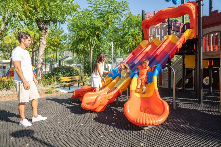 Rivanuona-Parco Giochi3